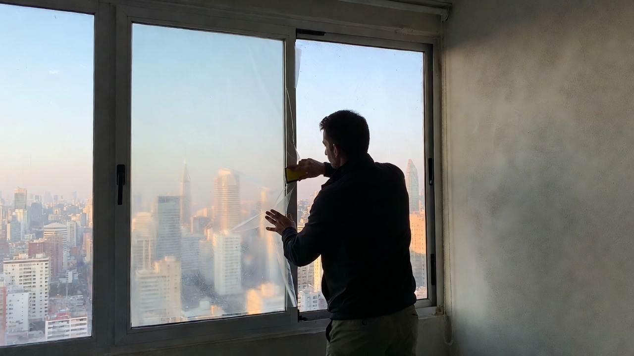 9 Smart Reasons Toronto Homeowners Choose Window Films for Privacy, Comfort, and Less Glare