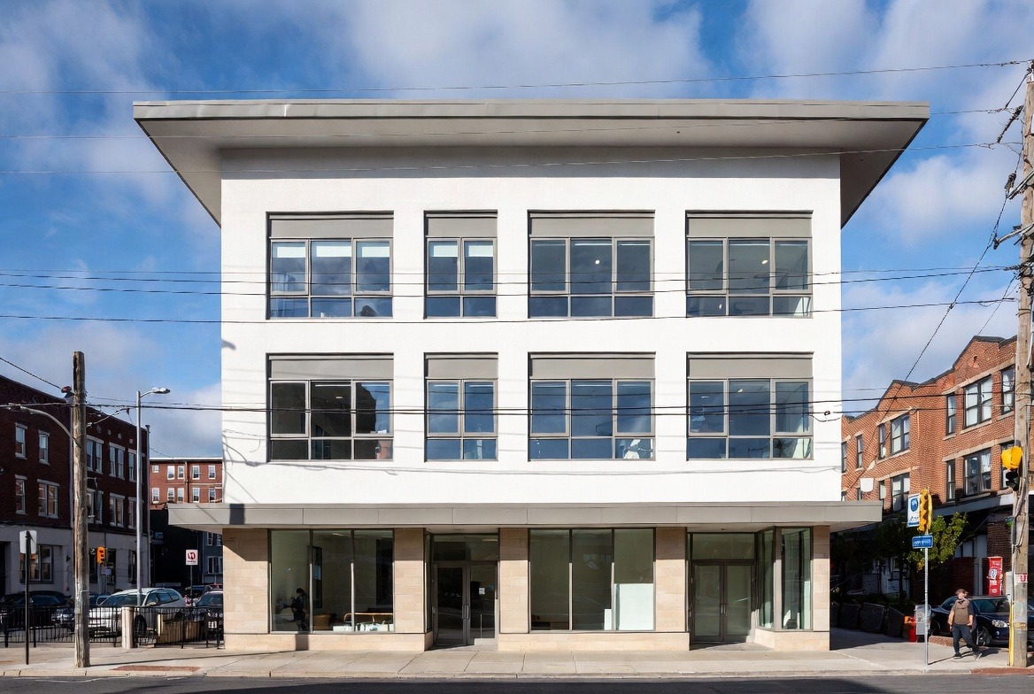 7 Warning Signs Your Old Window Films Need Replacing in Toronto and the GTA